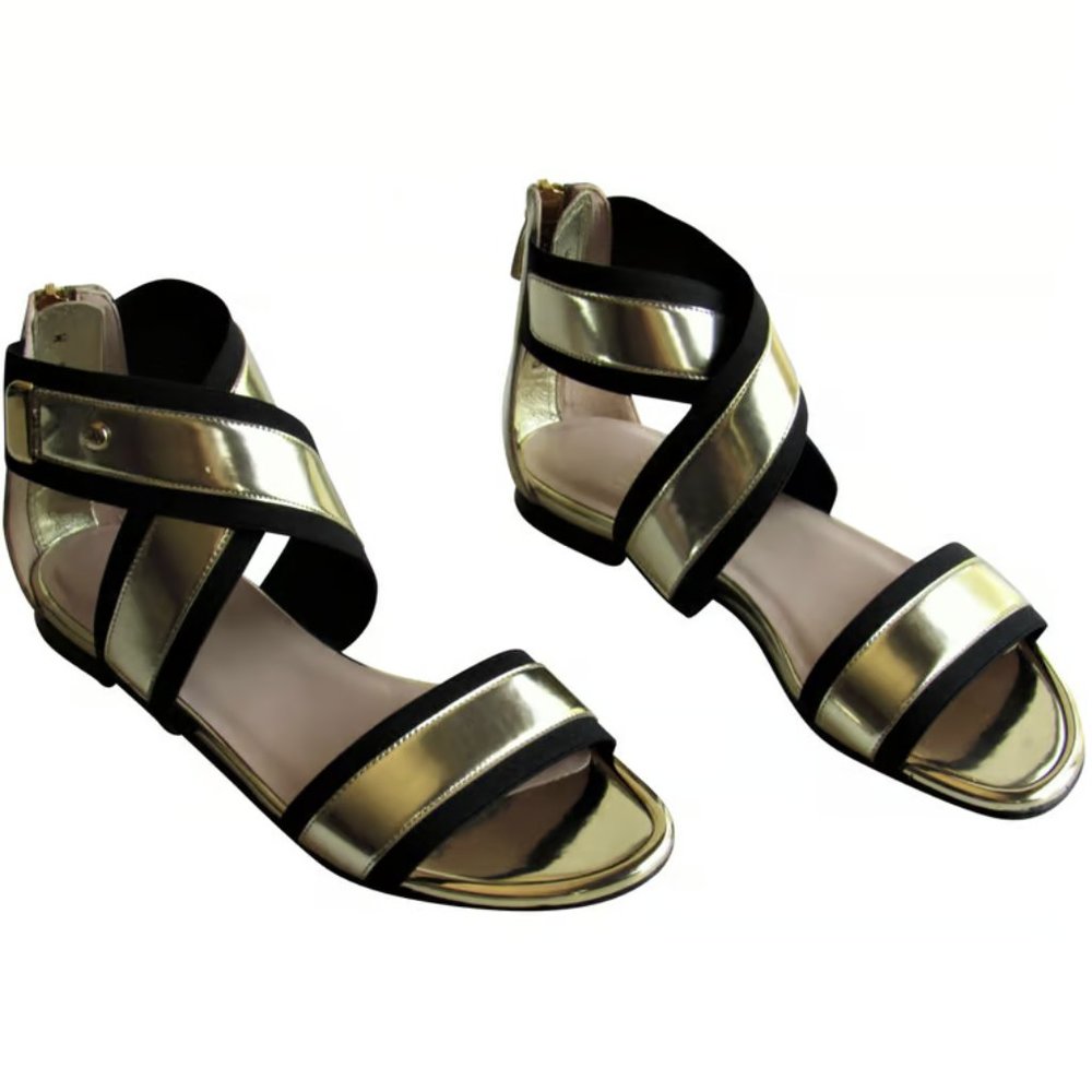 Stuart Weitzman Romanesque Metallic Gold Gladiator Flat Sandals